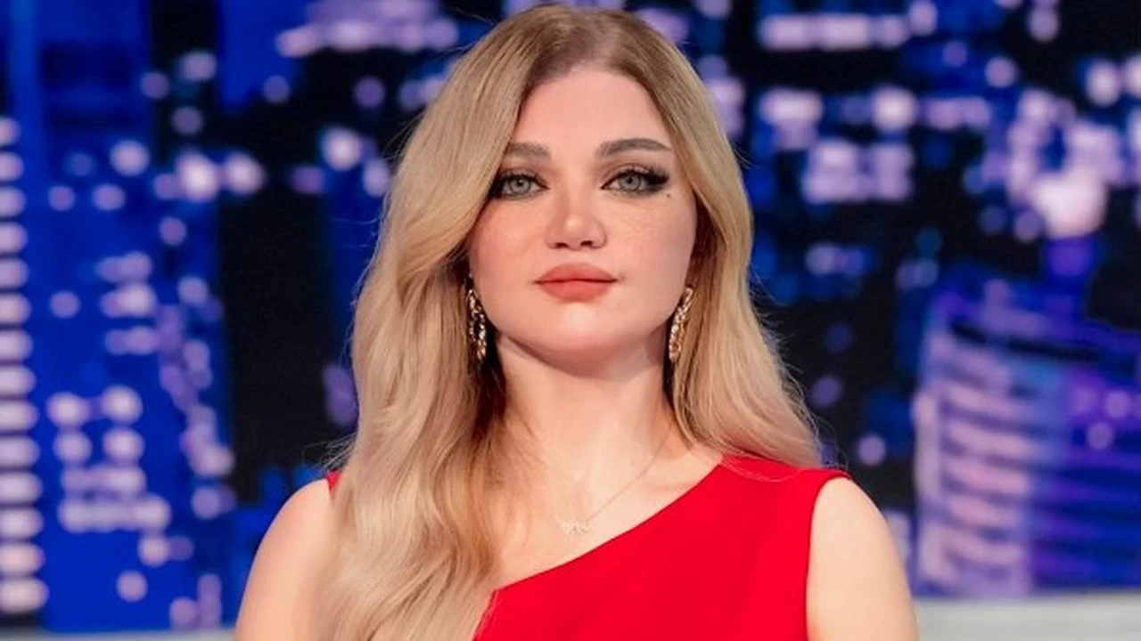 بدرع الدوري وكأس الكونفدرالية.. ياسمين الخطيب تدعم الزمالك: إنها تقترب